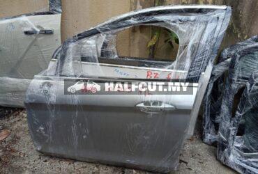 FORD FIESTA 1.0 2013 FRONT DOOR F L