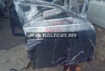 AUDI A4 2012 FRONT DOOR F R