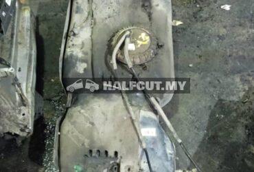 TOYOTA HILUX KUN26 PETROL TANK