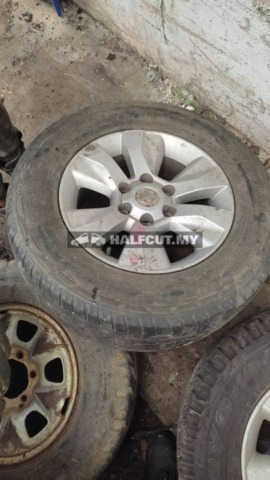TOYOTA HILUX REVO SPORT RIM R17 INCH