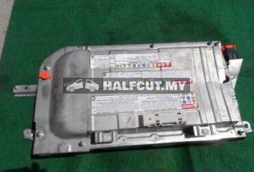 TOYOTA PRIUS C BATTERY