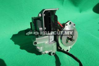 NISSAN SERENA C26 STEERING MOTOR