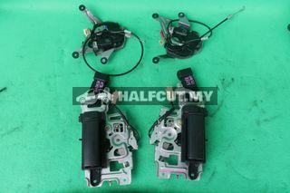 TOYOTA ALPHARD VELLFIRE DOOR LOCK ANH20 PER SIDE