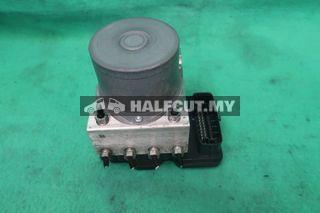 TOYOTA HARRIER ZSU60 ABS PUMP VC2
