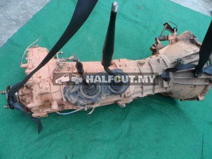 TOYOTA HILUX MANUAL GEAR BOX GEARBOX