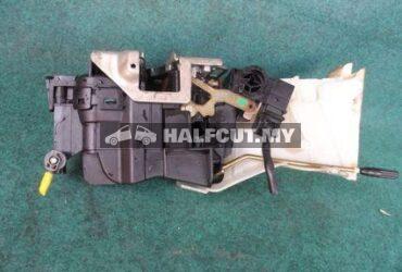 MERCEDES BENZ 210 DOOR LOCK