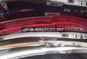 HYUNDAI GRAND STAREX SIDE DOOR R L