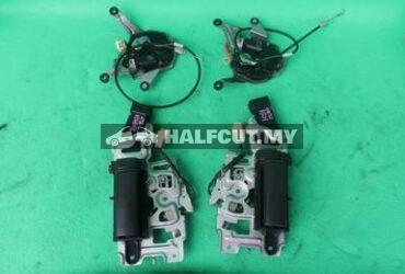 TOYOTA ALPHARD VELLFIRE ANH20 DOOR LOCK PER SIDE
