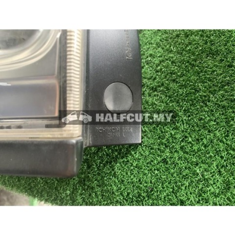 NISSAN SERENA HIGHWAY STAR C25 ALBINO S S U BELAKANG 1 PAIRS LEFT & RIGHT TAILLAMP TAILLIGHT TAIL REAR LAMP LIGHT