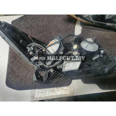 HONDA STREAM FRONT LAMP HID FOR RN6 RN8 RN9 2006-2011