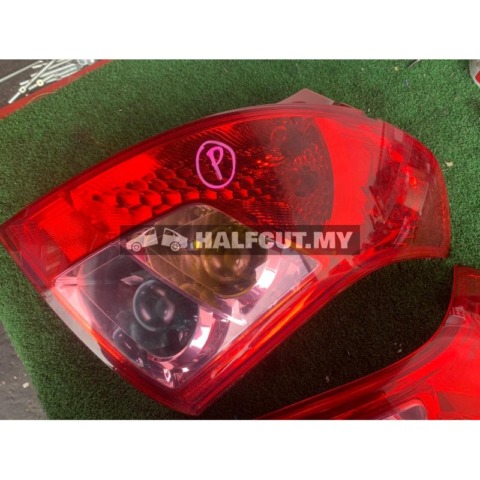 SUZUKI SWIFT FOR ZC21 ZC31 2008-2012 5PIN TAILLAMP TAILLIGHT TAIL REAR LAMP LIGHT