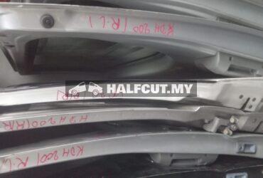 TOYOTA ALPHARD VELLFIRE 30 SIDE DOOR R R