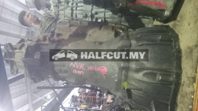 NISSAN NAVARA OM GEAR BOX GEARBOX