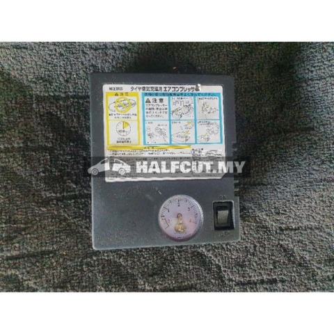 ORIGINAL JAPAN PORTABLR TYRE INFLATOR PUMP