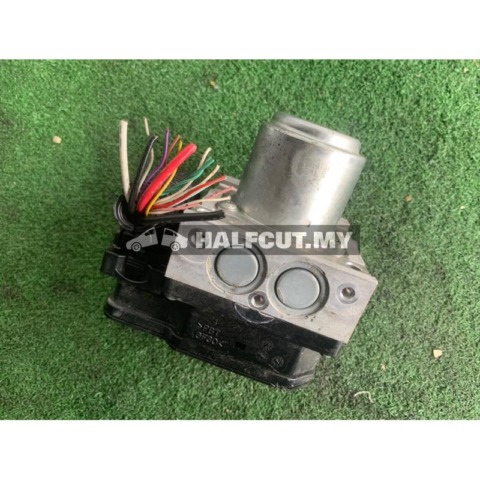 HONDA FIT GK3 4 5 ABS PUMP T5AJ8