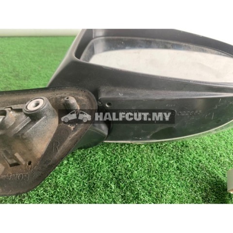 TOYOTA PRIUS ZVW30 SIDE MIRROR USED JAPAN