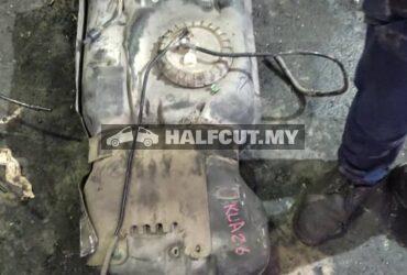 TOYOTA HILUX KUN26 PETROL TANK