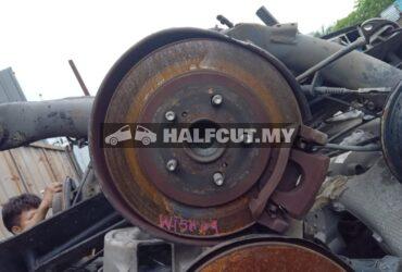 TOYOTA WISH 09 REAR AXLE