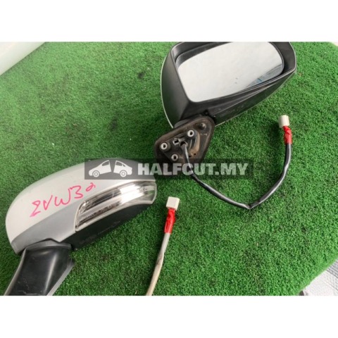 TOYOTA PRIUS ZVW30 SIDE MIRROR USED JAPAN