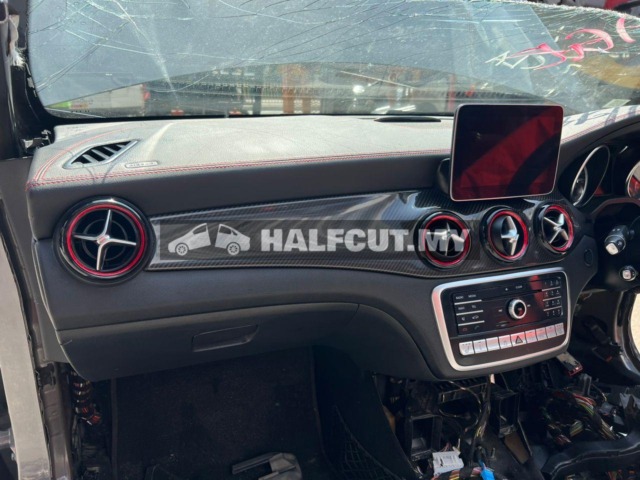 MERCEDES BENZ W117 A45 AMG HALFCUT HALF CUT