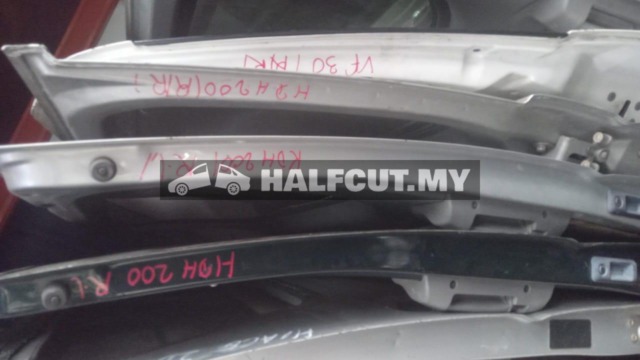 TOYOTA HIACE KDH200 SIDE DOOR R L