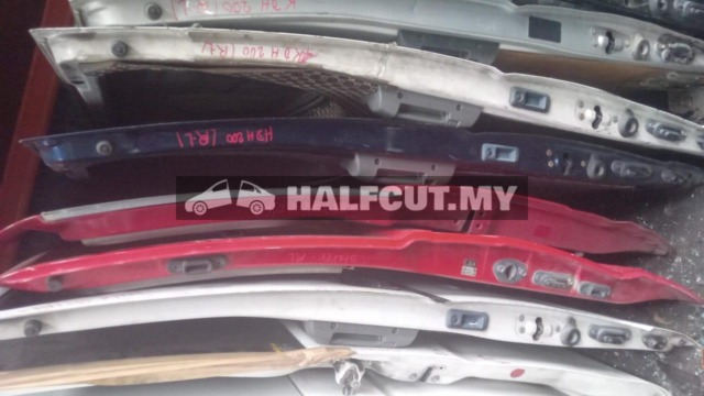HYUNDAI GRAND STAREX SIDE DOOR R R