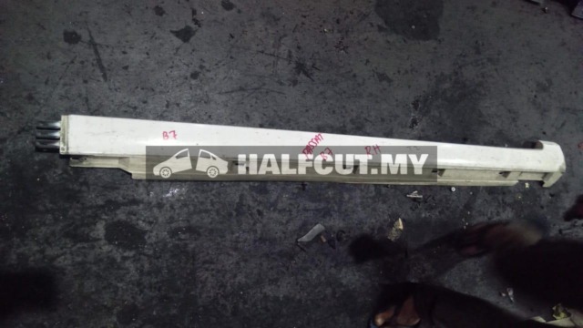 VOLKSWAGEN VW PASSAT B7 SIDE SKIRT LH