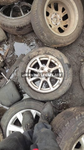 PERODUA BEZZA SPORT RIM R14 INCH