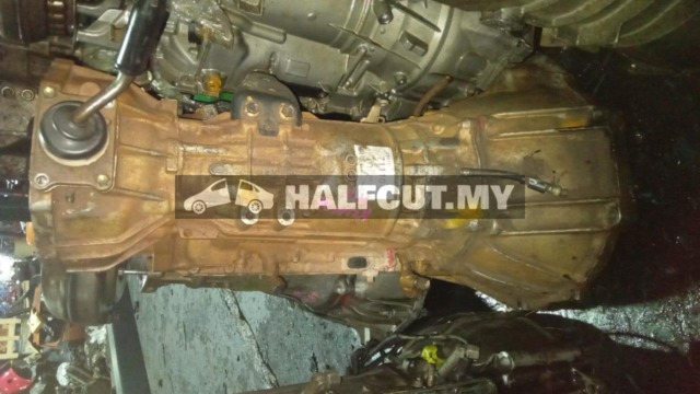 TOYOTA HILUX KUN26 AT GEAR BOX GEARBOX
