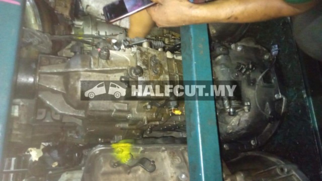 HYUNDAI GRAND STAREX MANUAL GEAR BOX GEARBOX