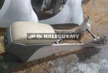 TOYOTA CAMRY ACV40 CONSOLE BOX
