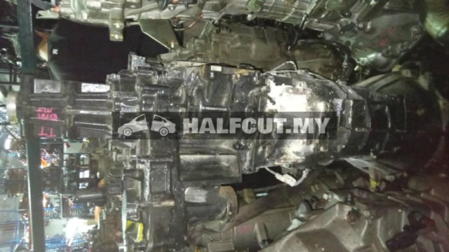 MITSUBISHI TRITON OM MANUAL GEAR BOX GEARBOX