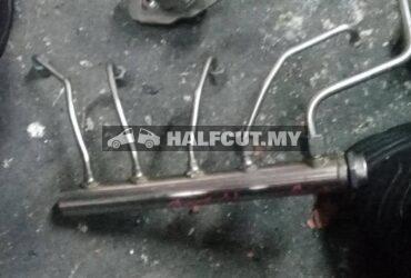 BMW F30 N20B FUEL INJECTOR