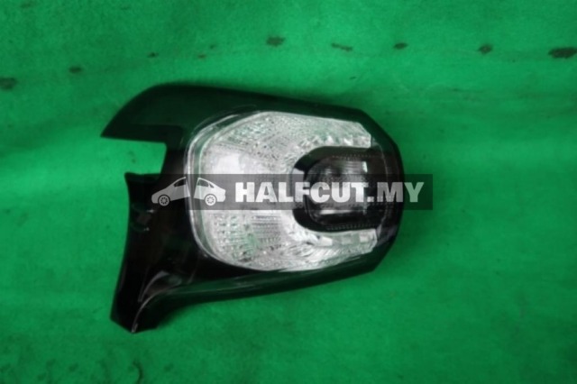 TOYOTA SIENTA LH TAILLAMP TAILLIGHT TAIL REAR LAMP LIGHT