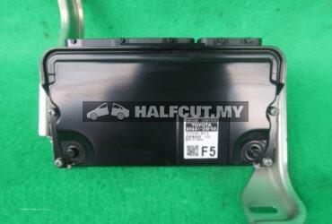 TOYOTA VOXY ECU ZRR80