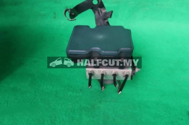 TOYOTA VOXY ABS PUMP Y9 ZRR80