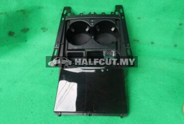 MERCEDES BENZ W212 CONSOLE