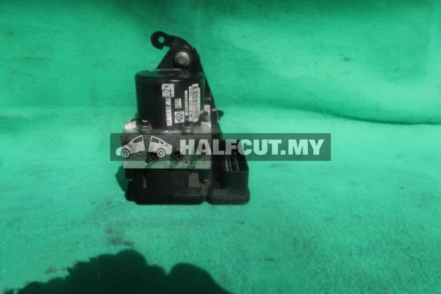 VOLKSWAGEN JETTA BS PUMP BL