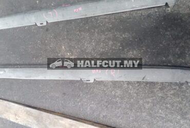 VOLKSWAGEN GOLF MK6 SIDE SKIRT RH