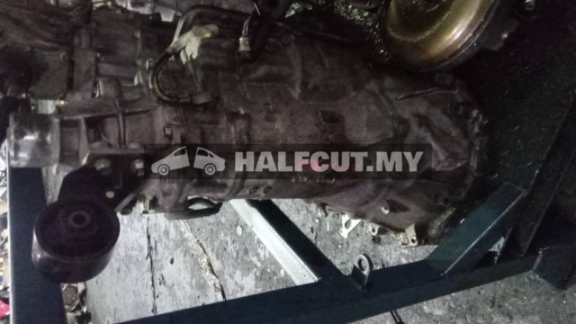 NISSAN E26 GEAR BOX GEARBOX