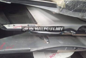 TOYOTA ALPHARD VELLFIRE20 FRONT DOOR F L