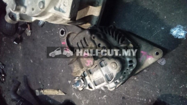 MITSUBISHI TRITON 2.5 05 ALTERNATOR