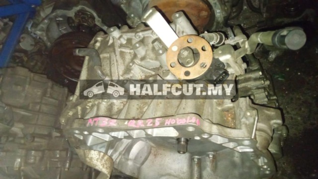 NISSAN XTRAIL X-TRAIL NT32 GEARBOX GEAR BOX