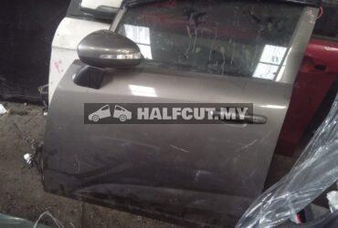 PROTON PERSONA NEW FRONT DOOR F L
