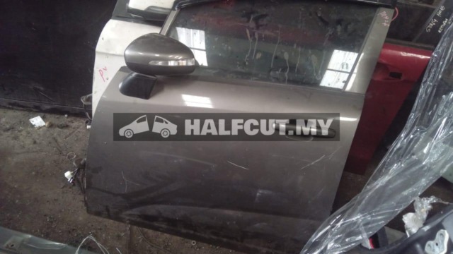 PROTON PERSONA NEW FRONT DOOR F L