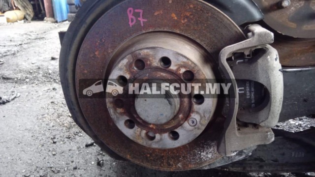VOLKSWAGEN VW PASSAT B7 REAR AXLE