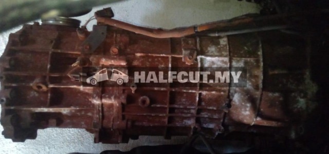 NISSAN NAVARA NP300 MANUAL GEAR BOX GEARBOX