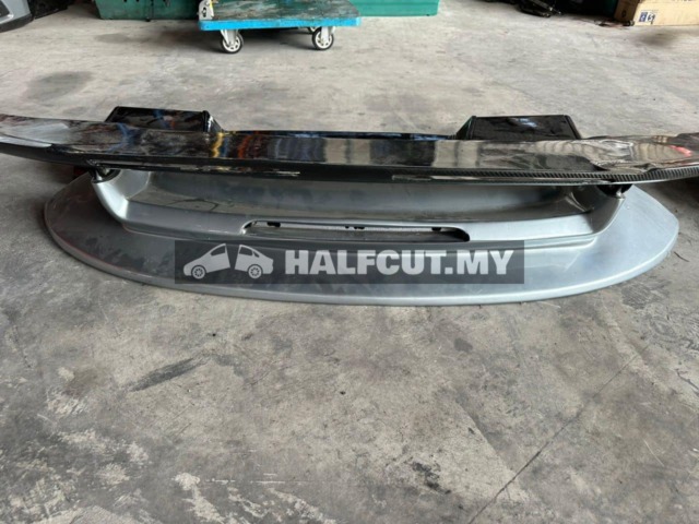 PORSCHE 911 992 CARBON FIBRE SPOILER