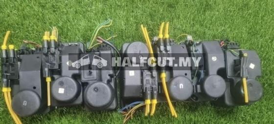 MERCEDES BENZ W124W202W210 CENTER LOCKING PUMP