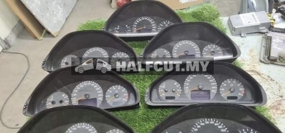 MERCEDES BENZ E CLASS W210 METER INSTRUMENT CLUSTER A210 5401611 A210 540 0811 A210540 1711 USED FOR SALE
